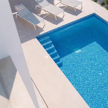 Akamas Luxury