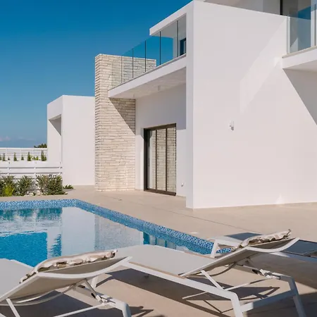 Vila Akamas Luxury Paphos